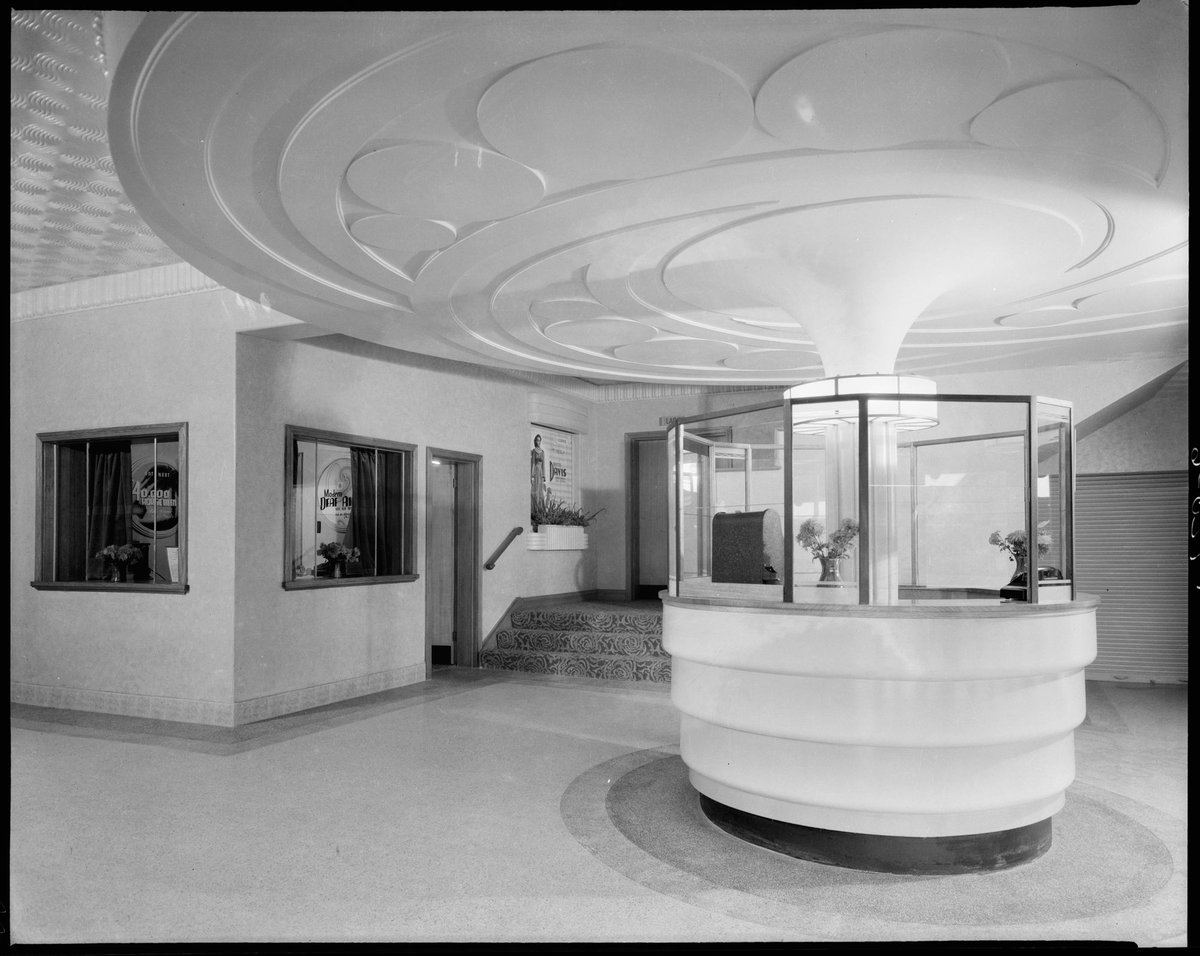 Time Theatre, operated by Hoyts, 449 Whitehorse Road, Balwyn - interior views (c. 1941)
