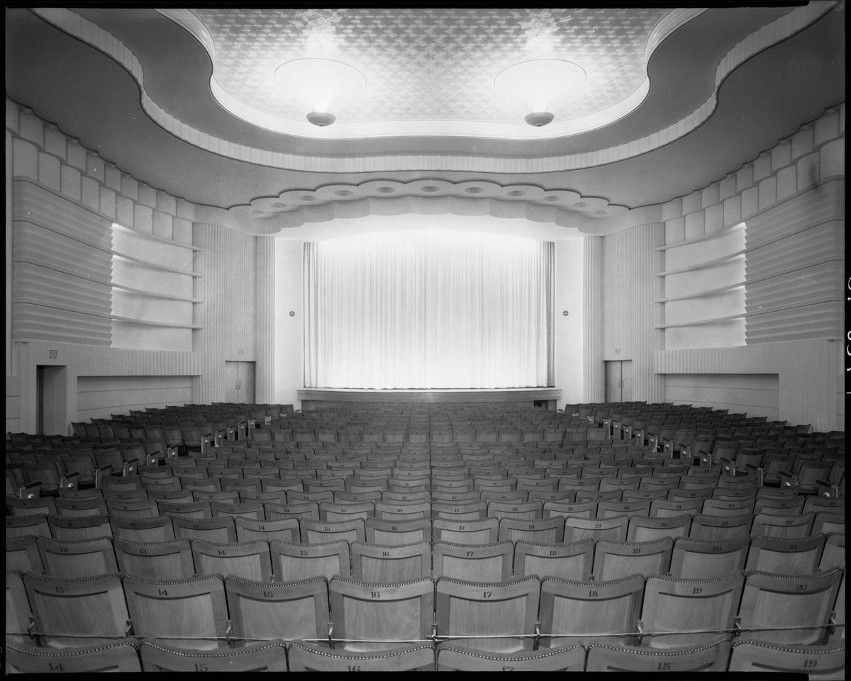 Time Theatre, operated by Hoyts, 449 Whitehorse Road, Balwyn - interior views (c. 1941)