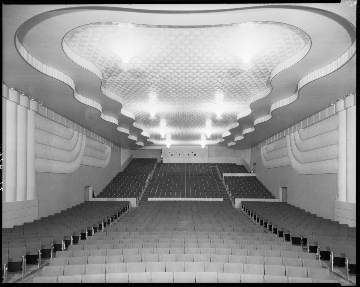 Time Theatre, operated by Hoyts, 449 Whitehorse Road, Balwyn - interior views (c. 1941)