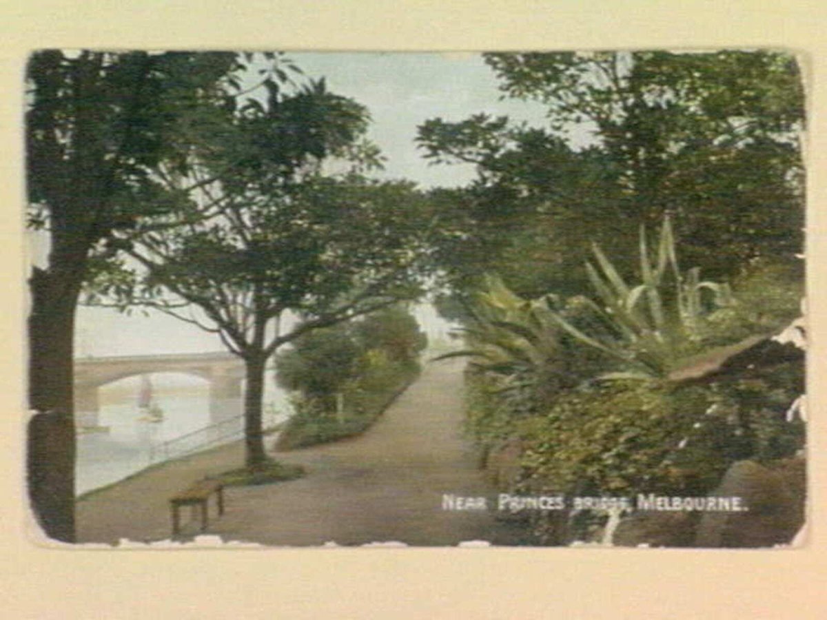 Near Princes Bridge, Melbourne, Melbourne City (c. 1907)