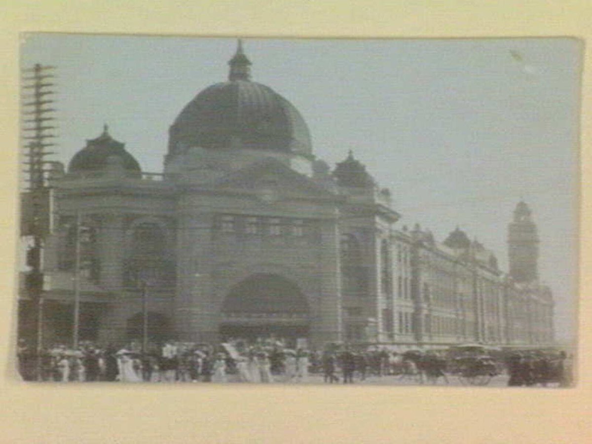 Flinders St. Station, Melbourne, Melbourne City (c. 1910)