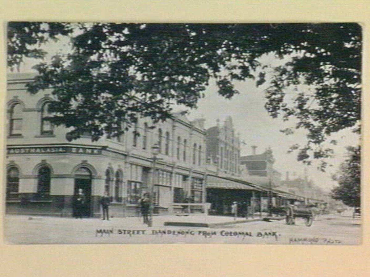 MAIN STREET, DANDENONG FROM COLONIAL BANK (c. 1908)