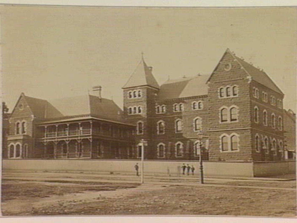 THE SCOTCH COLLEGE, EAST MELBOURNE (1880–1915)