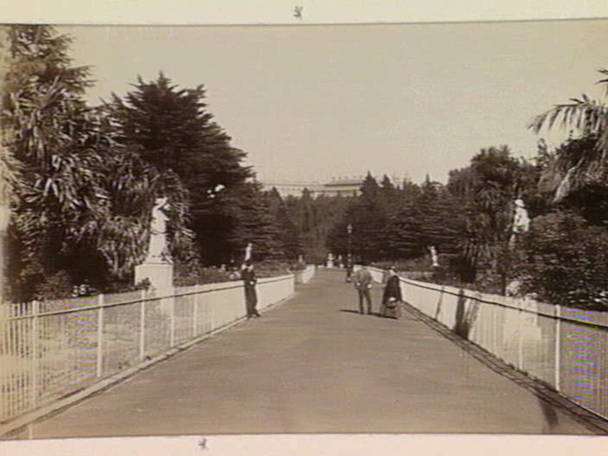 Statuary in the Fitzroy Gardens, East Melbourne (1865–95)