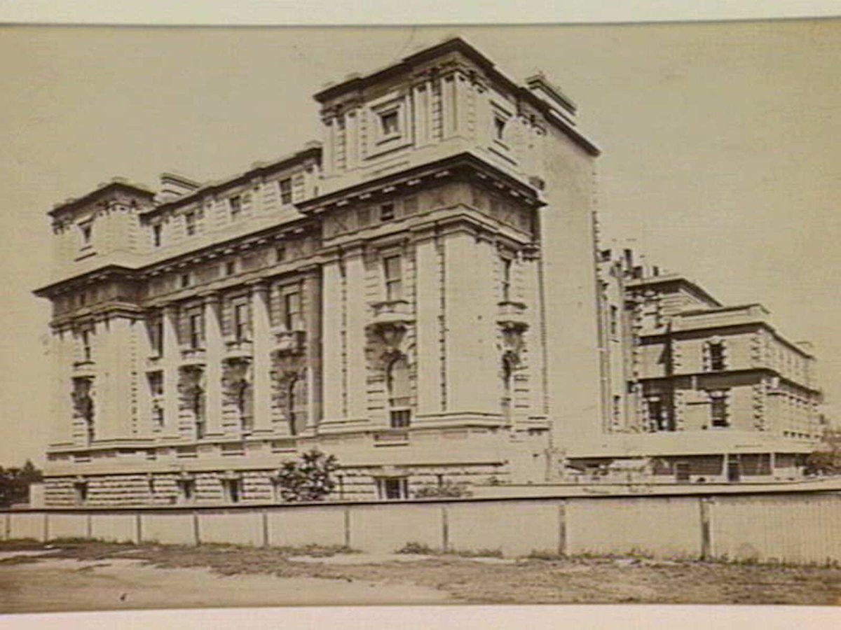 Parliament House Library, Melbourne, facing east on Macarthur Street, East Melbourne (1865–95)