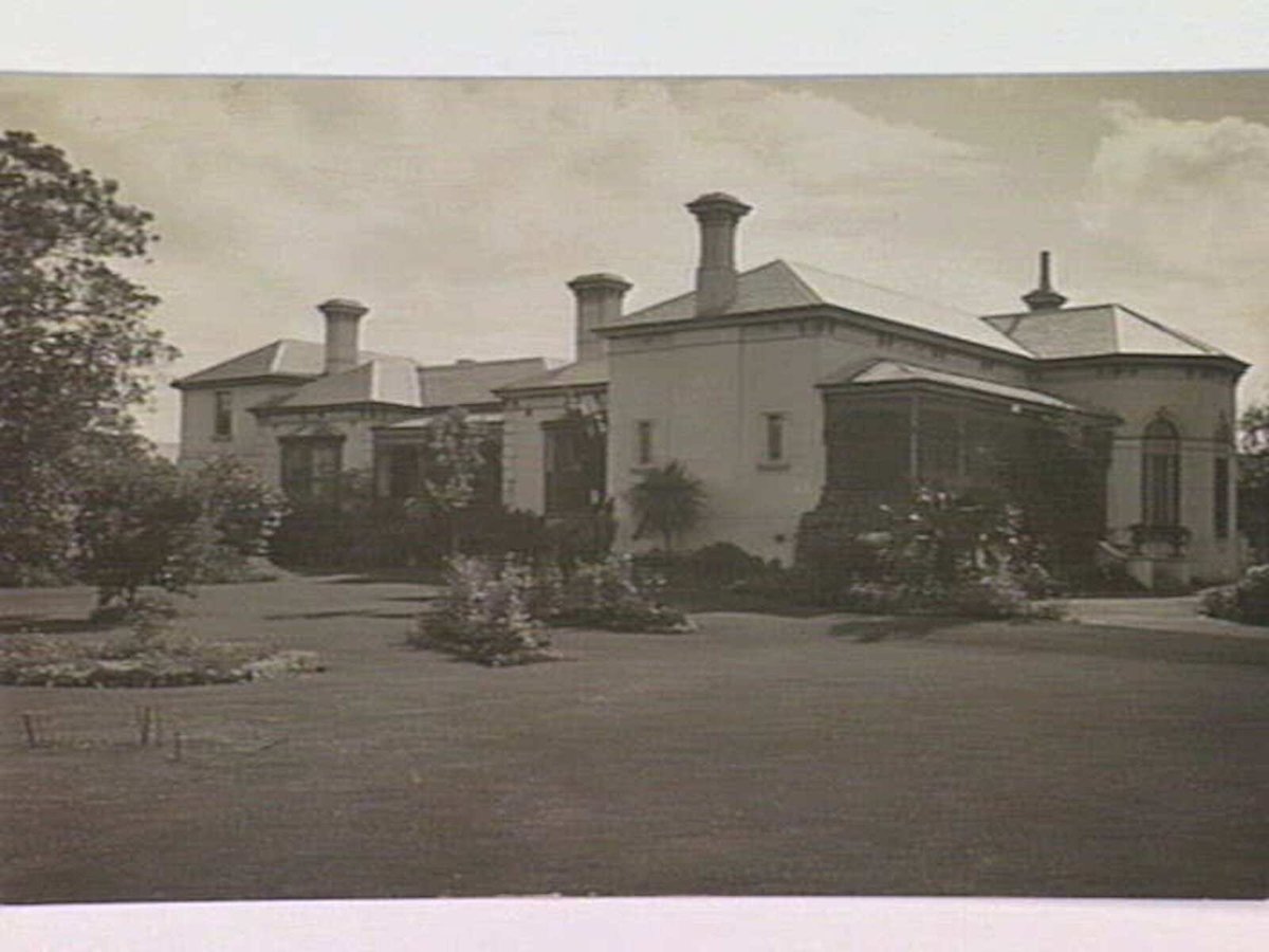 Arden, home of Mr. Frank Tate of the Education Department, Cotham Road Kew (1880–1910)
