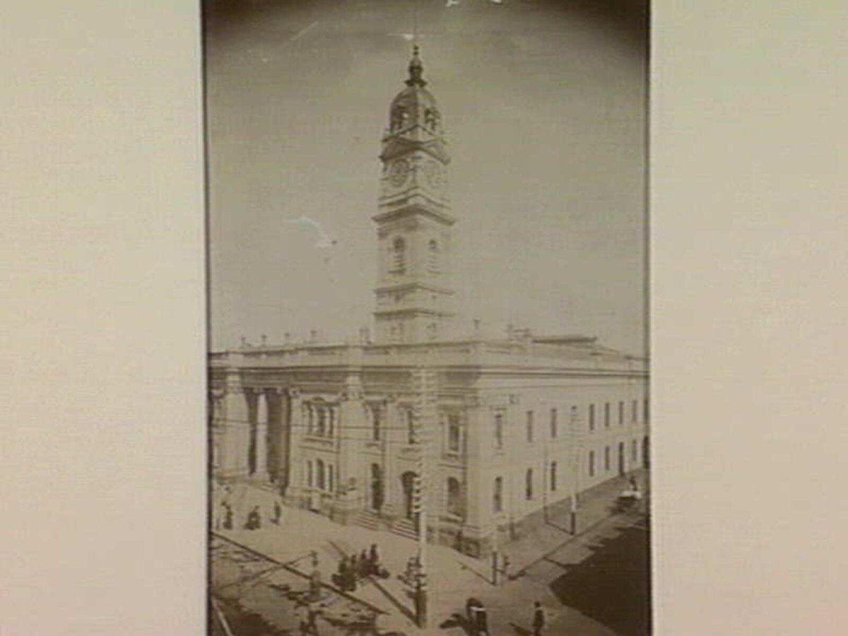 Prahran Town Hall, corner Chapel & Greville Sts, Prahran (c. 1895)