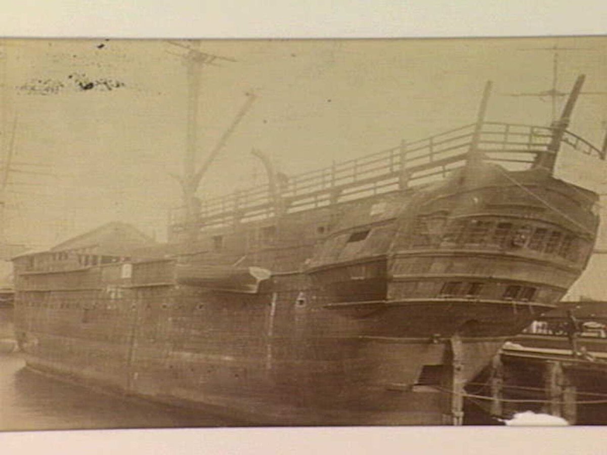 Convict hulk "Success" at Williamstown (1865–95)
