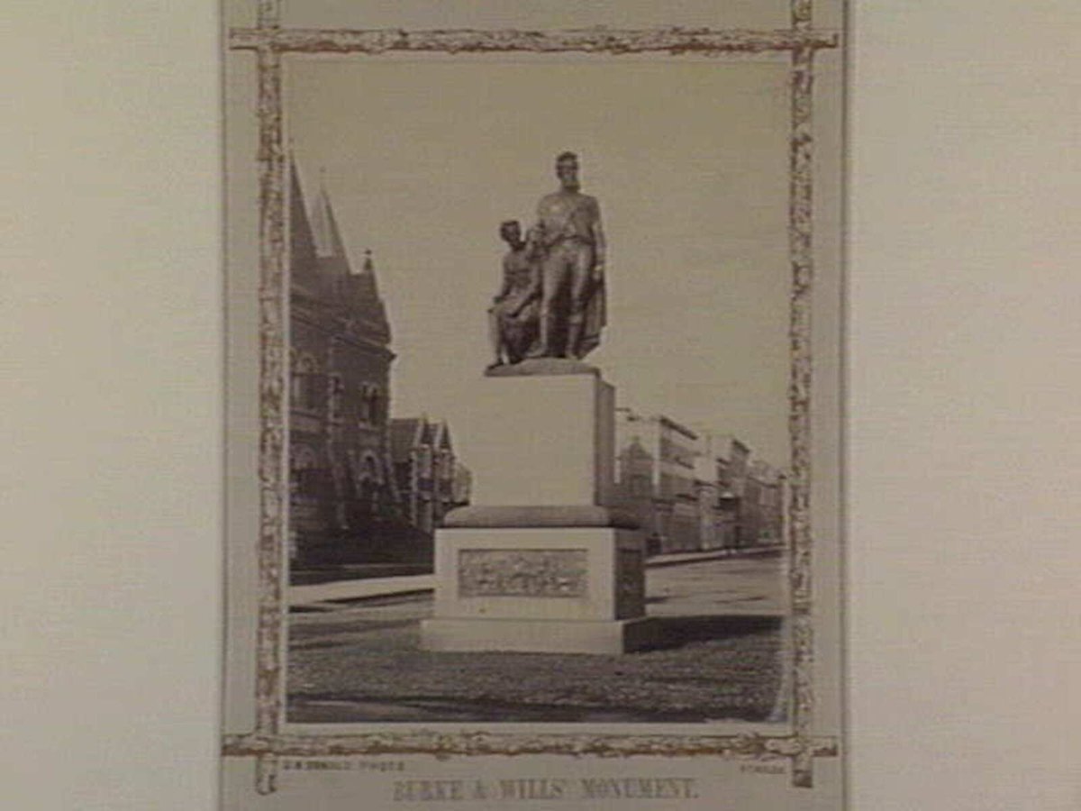 Burke & Wills' Monument, Collins Street, Melbourne, Melbourne City (1880–1920)