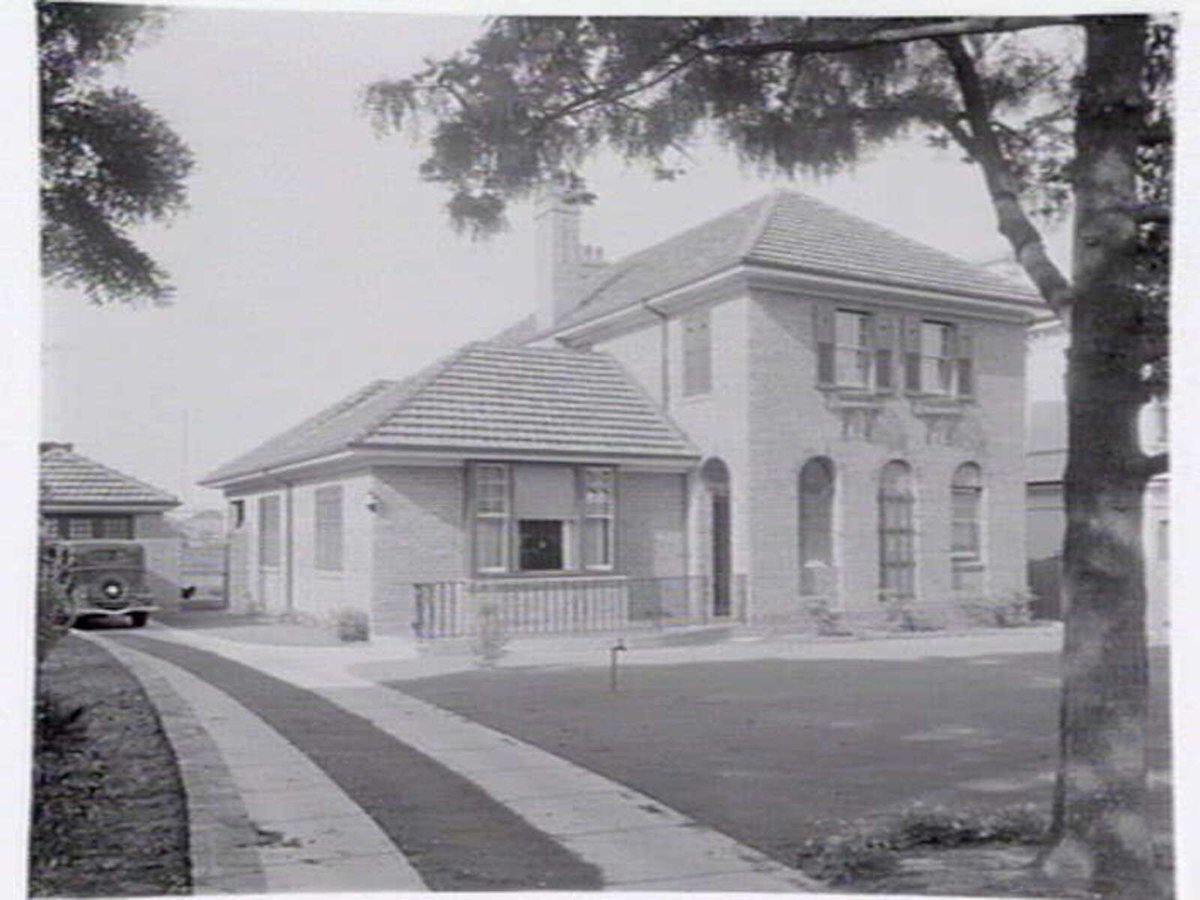 House exterior Balwyn (1935–37)