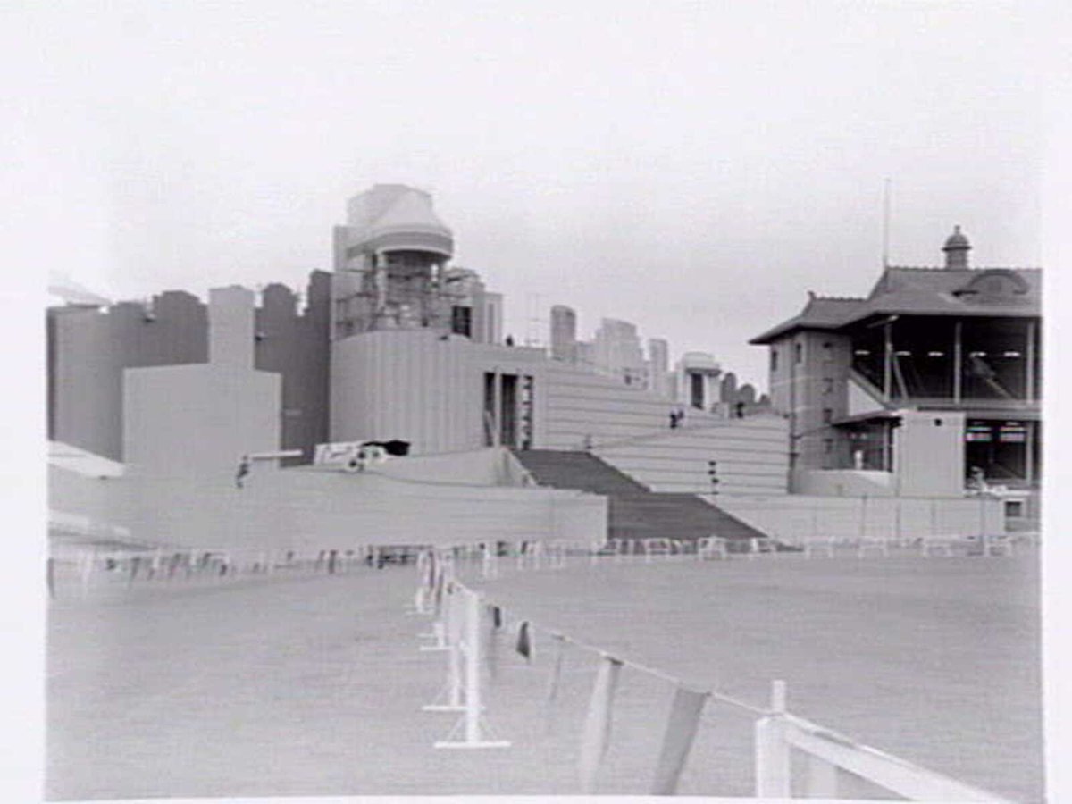 Melbourne show grounds stands (1938–40)