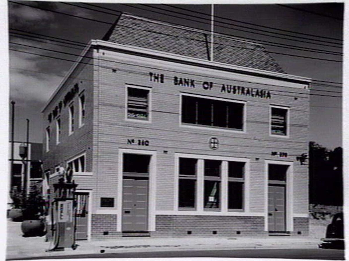 Bank of Australasia, 380 Burke Road, South Camberwell (c. 1940)