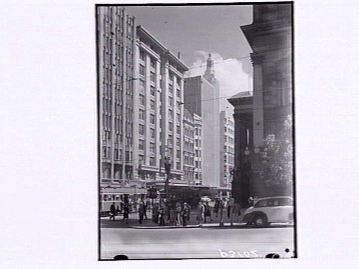 Swanston Street & Town Hall Portico Melbourne, Melbourne City (1948)