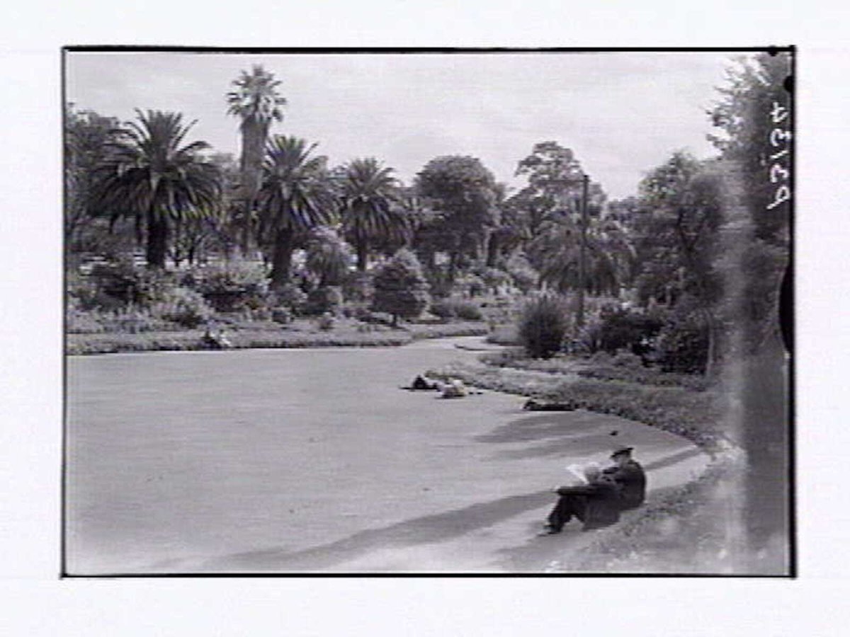 Alexandra Gardens, Melbourne, Melbourne City (1948)
