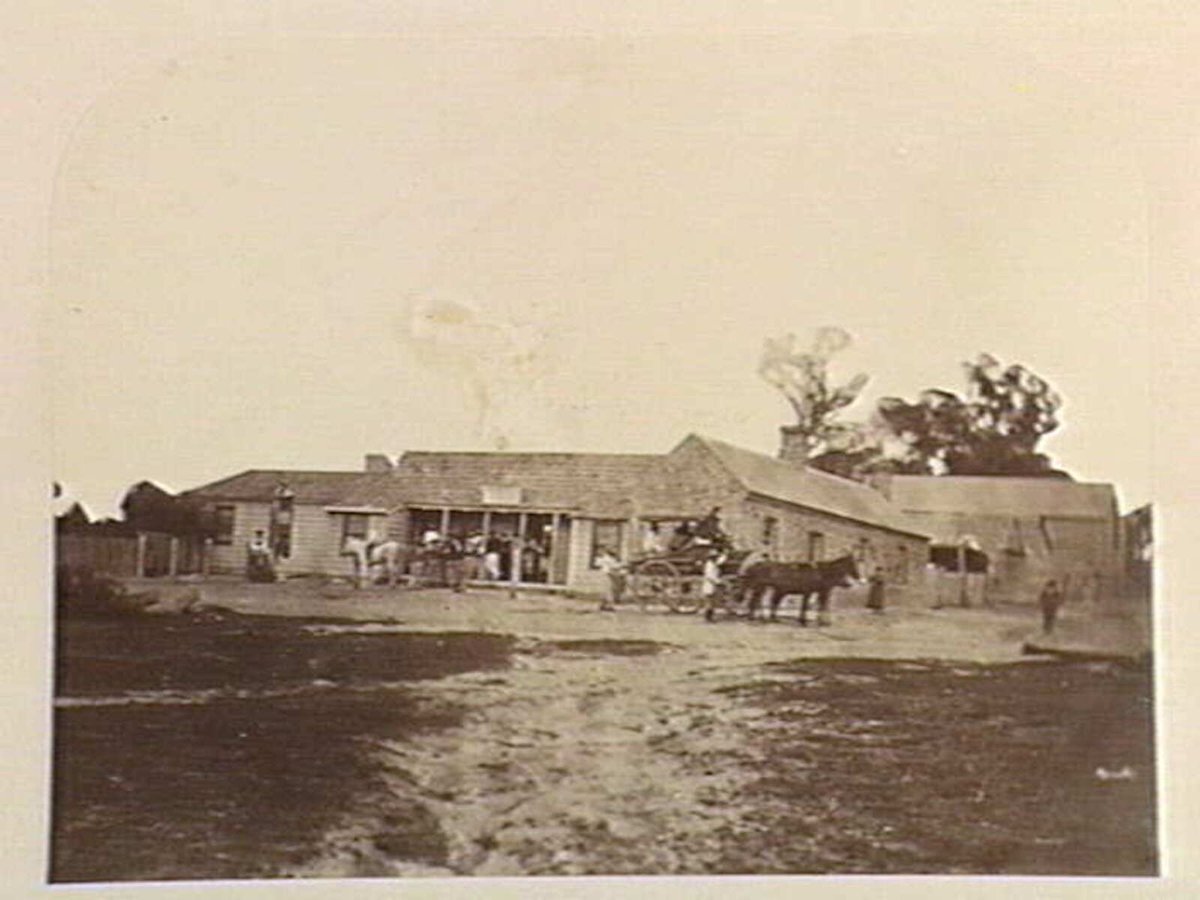 Durbars Hotel Dandenong (c. 1860)