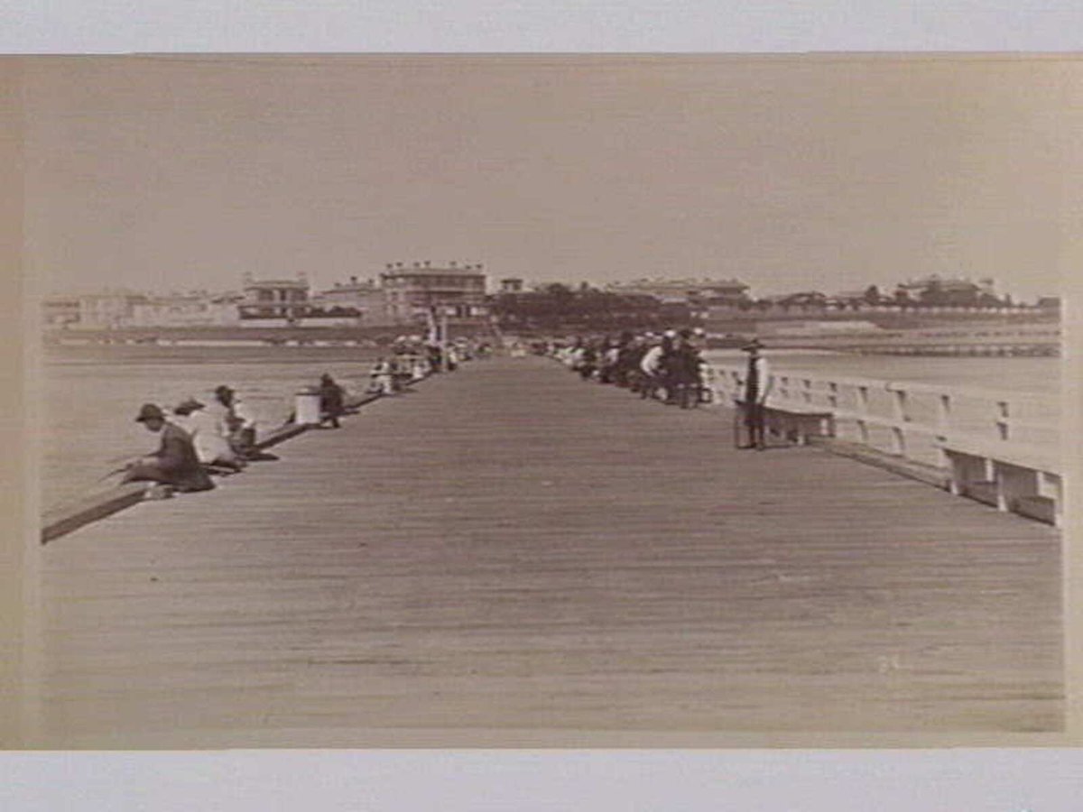 Pier at St. Kilda - Melbourne, St Kilda (1890)