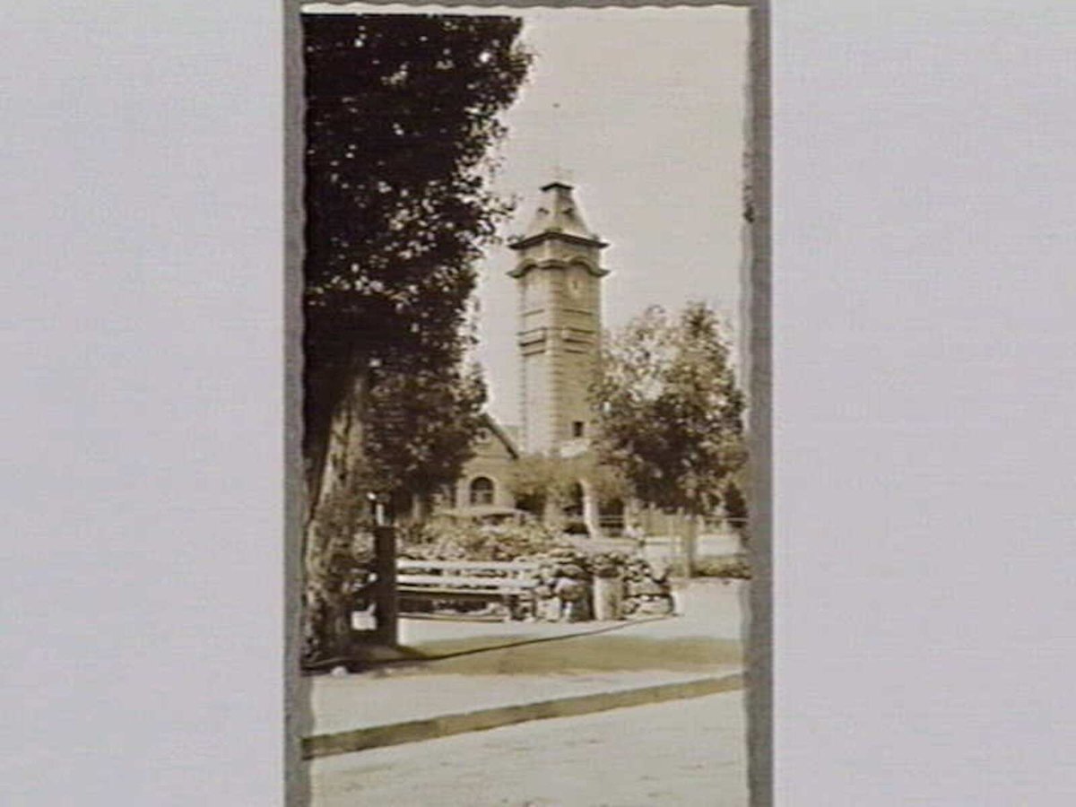 Carnegie Library with Soldier's Memorial Tower, Mildura (1937)