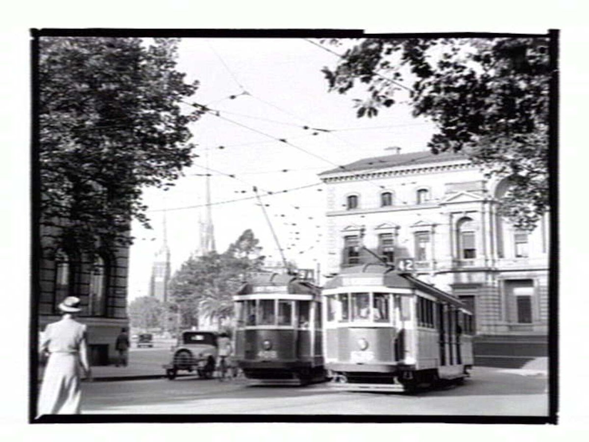 Trams at the top of Collins Street, Melbourne City (1936–39)