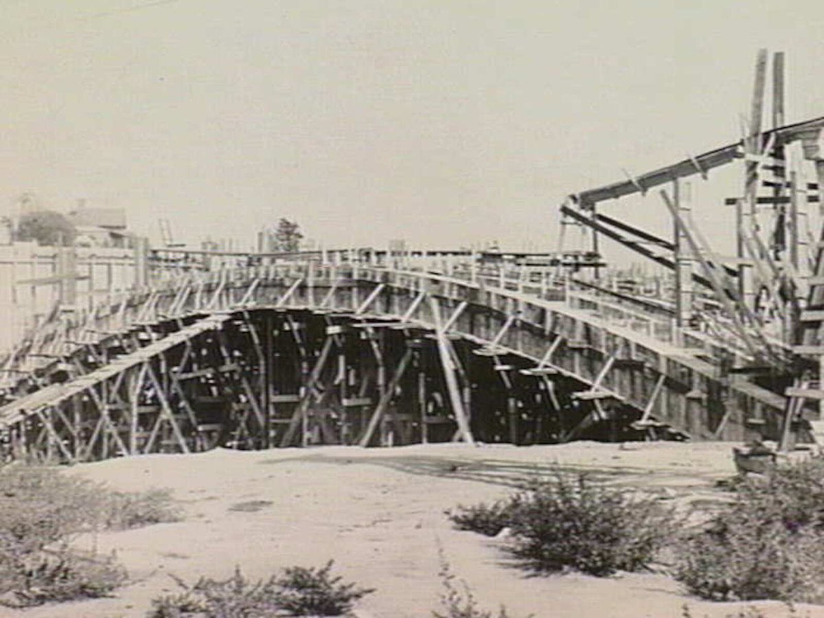 Chapel Street Bridge, Prahran, under construction (1922)