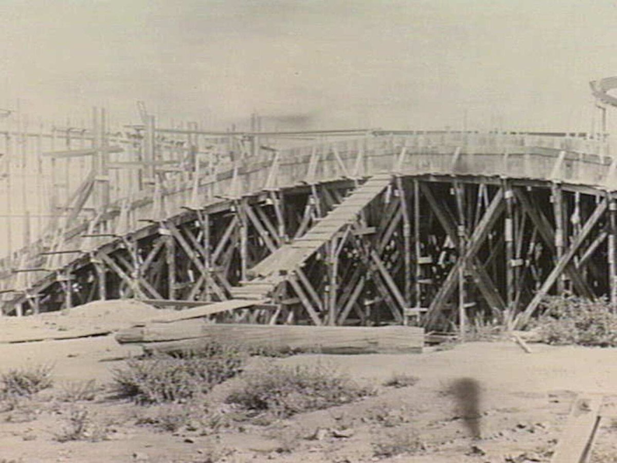 Chapel Street Bridge, Prahran, under construction (1922)