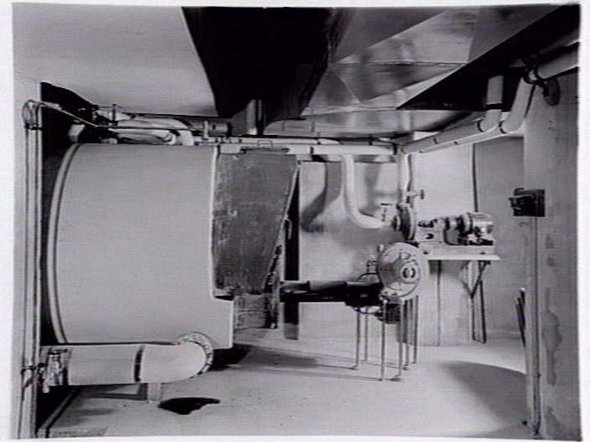 Equipment at Albany Court, 230 Collins Street, Melbourne, Melbourne City (1936)