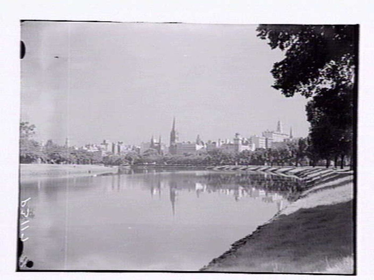 City Skyline Melbourne (1948)
