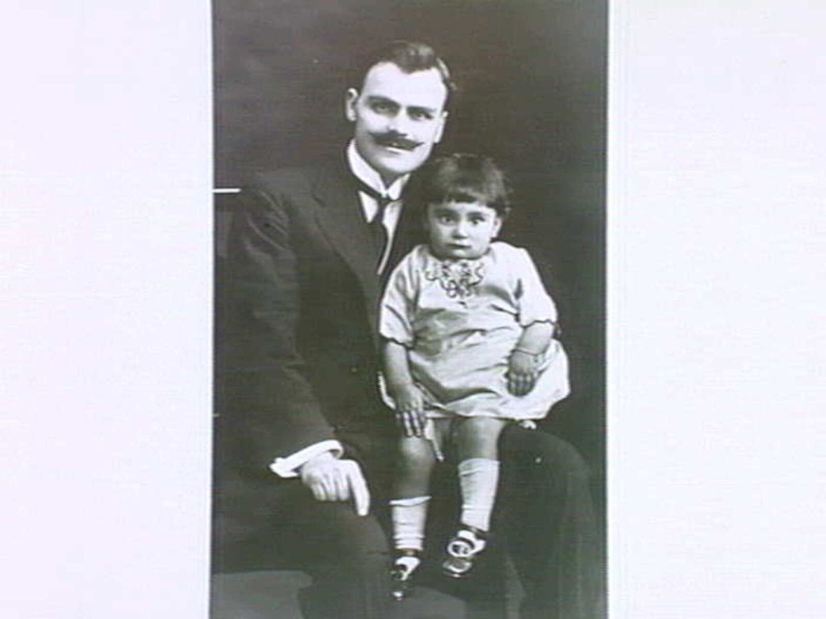 Constantine Black photographed with his eldest child, Nina, in Melbourne ca. 1917