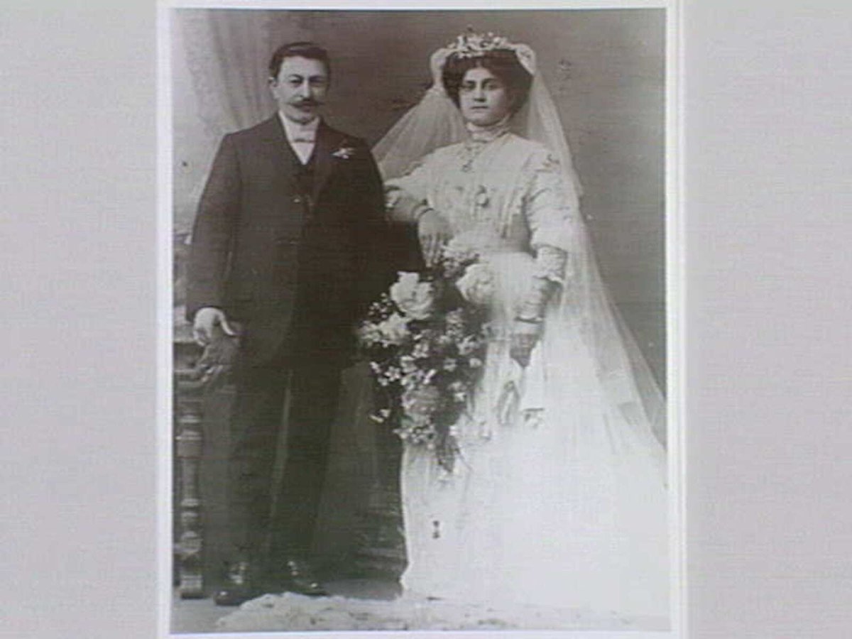 Nicholas Taweel and his wife Sharijeh, Melbourne, 1912