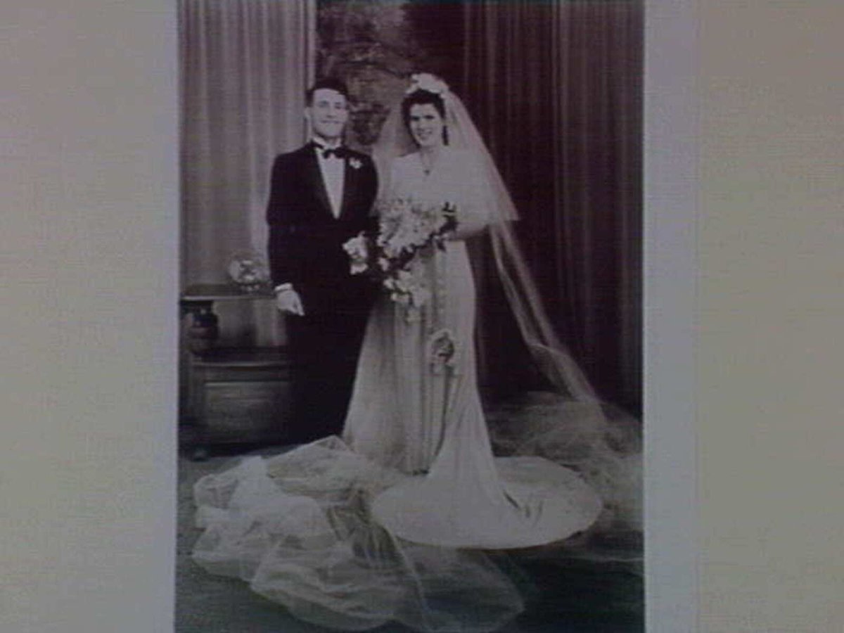 The wedding of Rita Dalli and Frank Micallef, St. Mary's Church, West Melbourne, 1940