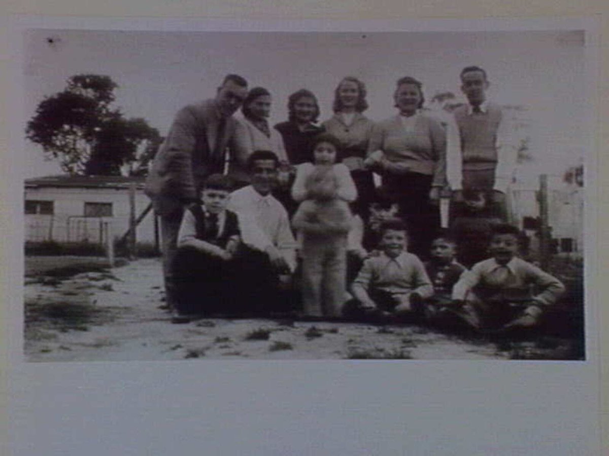 The Soler family visit cousins (the Zahara and Ferrugia families) who lived at the Pirotta's farm at Springvale, 1952