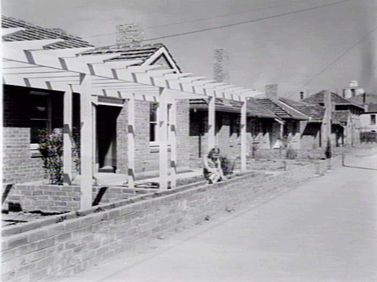 Houses in Richmond (c. 1943)