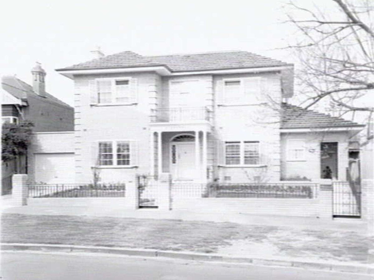 Residence and clinic of Dr. David Berman, 273 Flemington Road, North Melbourne (c. 1943)