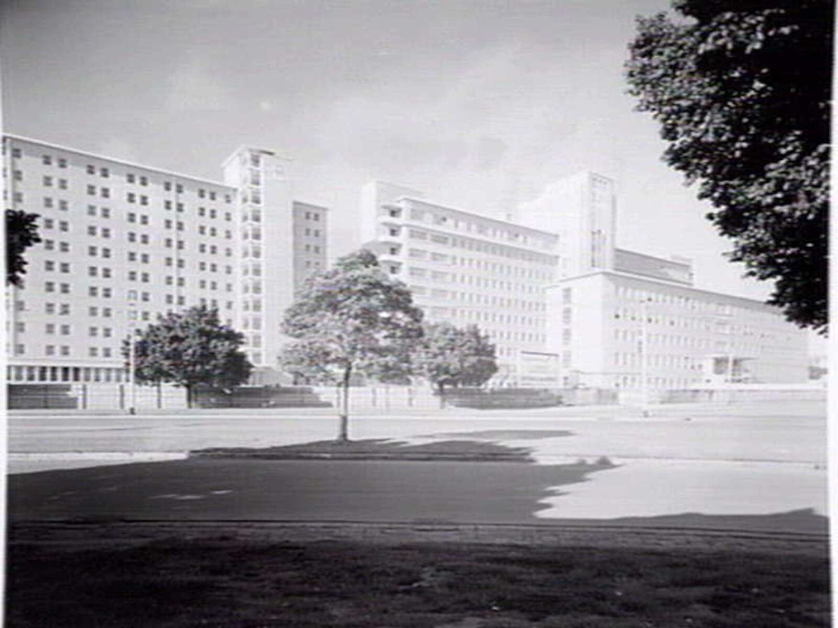 [Royal Melbourne Hospital], Melbourne City (c. 1943)