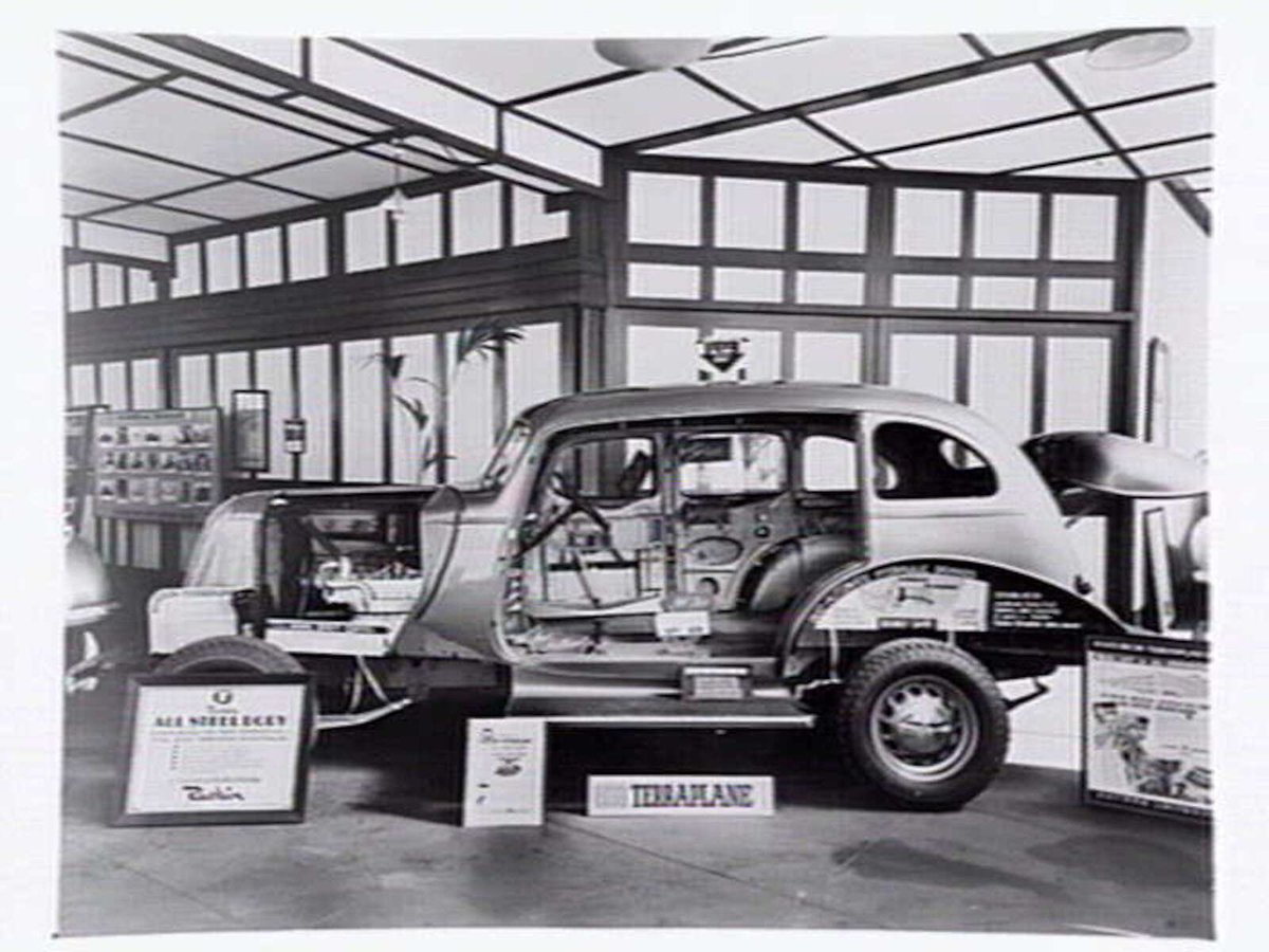 Display of 1936 Terraplane by Hudson-Terraplane, built by Ruskin Motor Bodies of Dudley Street, West Melbourne