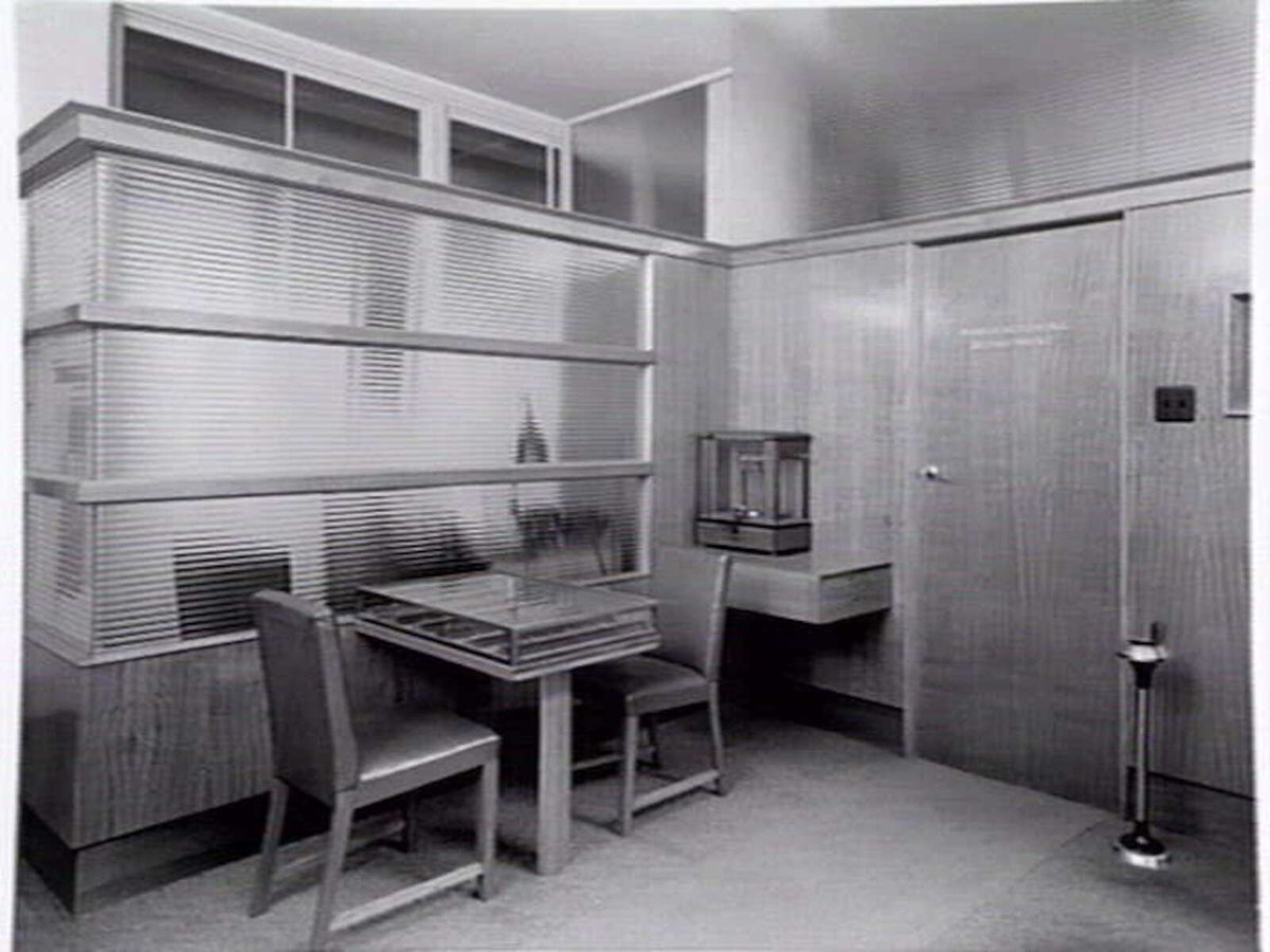 S. N. Moore & Co. Pty. Ltd., 340 Little Collins St, Melbourne City (1948)