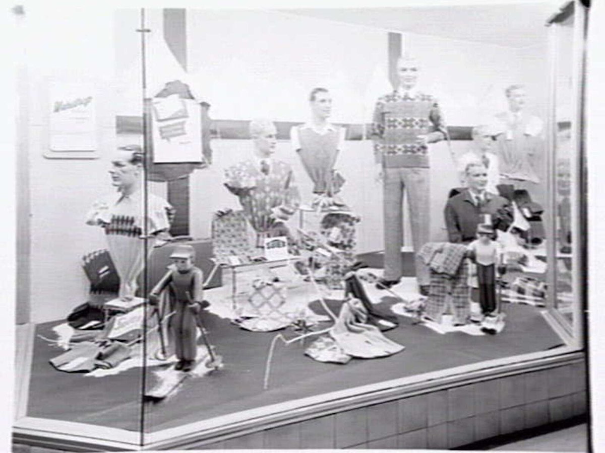 D. Wardrop Tailor, 197 Elizabeth St, Melbourne City (1948)