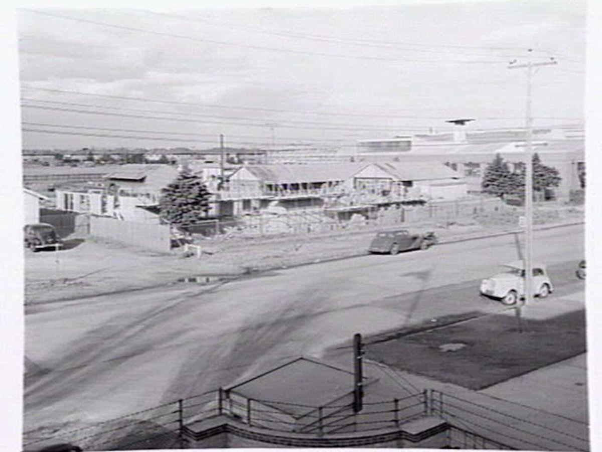 Factory under construction at Port Melbourne (1949)