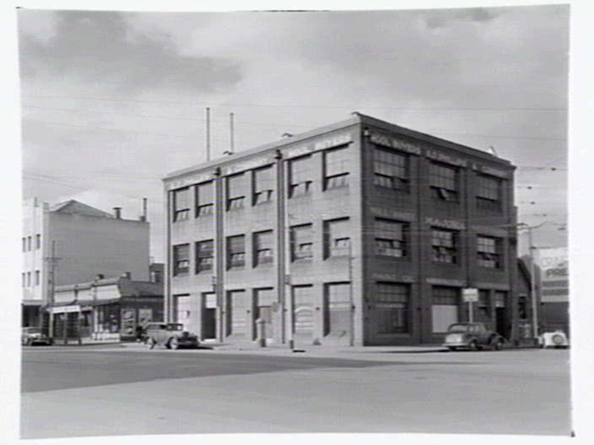 Warehouse at 324-6 Spencer St., corner of La Trobe St., Melbourne, housing R.D. Phillips & Co., wool buyers, and Norman McLeod & Co., paint merchants, Melbourne City (1949)