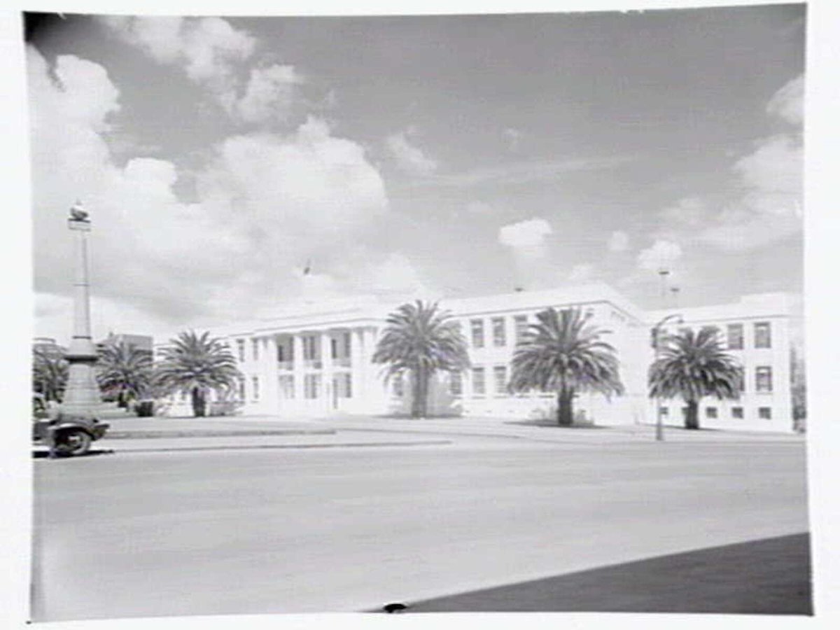Emily McPherson College of Domestic Economy and the Eight Hours Day monument at the corner of Russell and Victoria Sts., Melbourne (c. 1949)