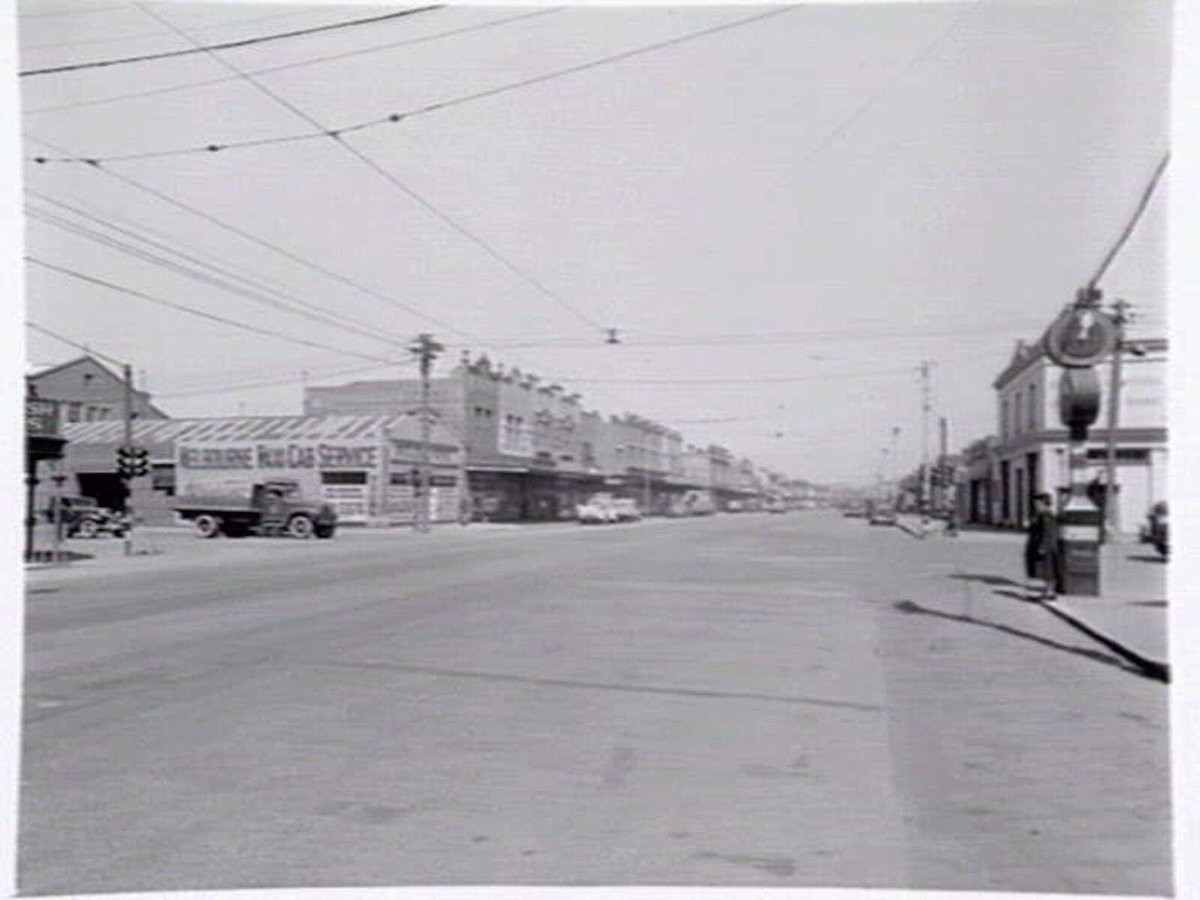 Bridge Rd. Richmond, at corner of Burnley St., showing Melbourne ... Cab Service (c. 1949)