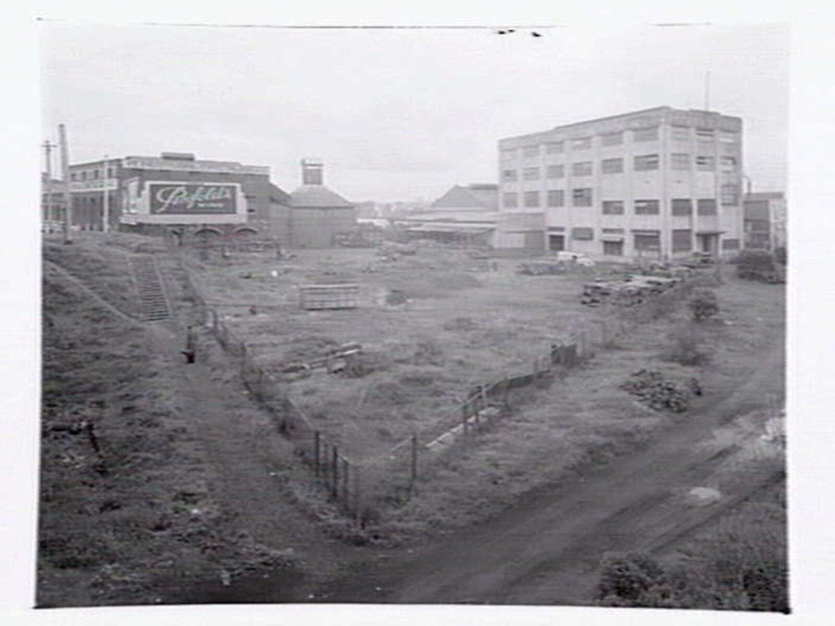 Commercial premises of H. Hudson & Co., maltsters and yeast manufacturers, Harcourt Pde., Richmond (c. 1950)