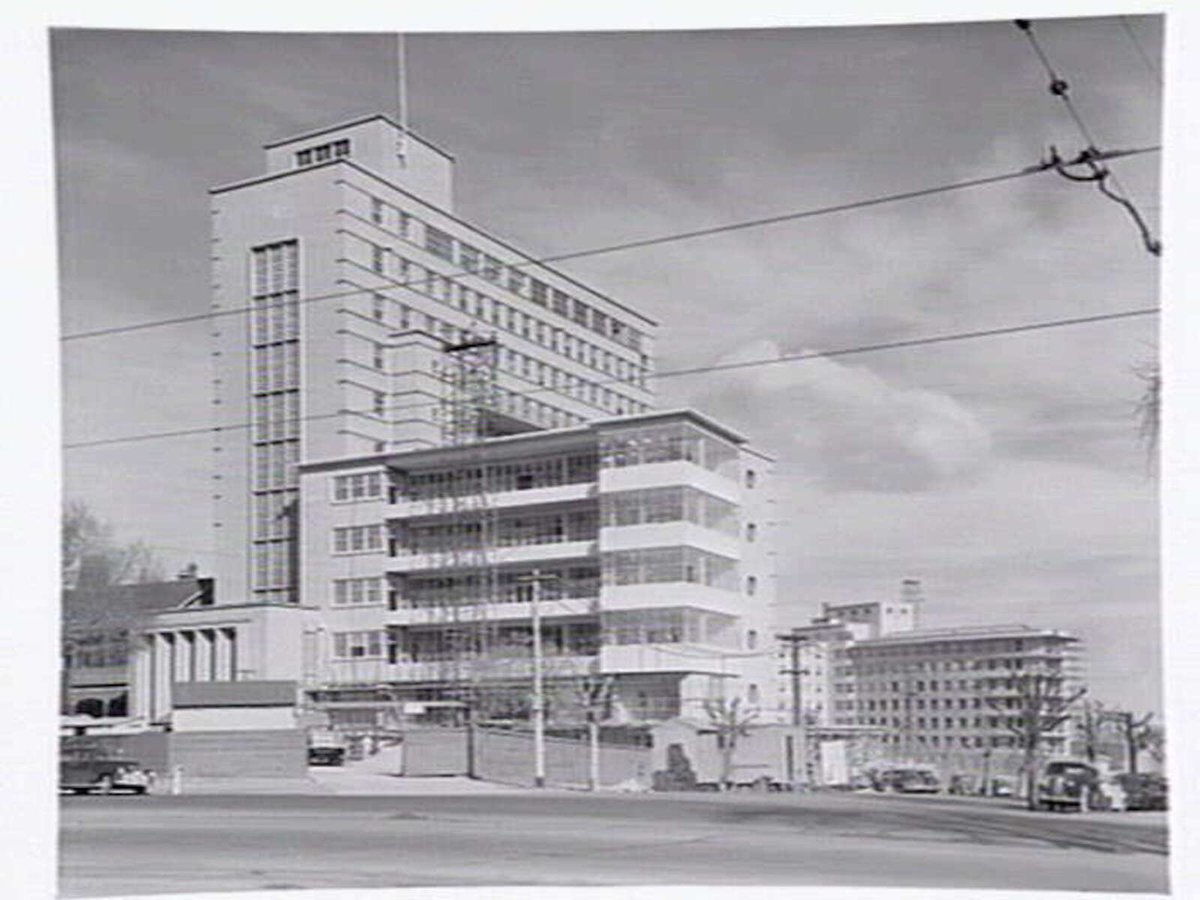 Construction of Prince Henry's Hospital, Melbourne, Melbourne City (c. 1951)