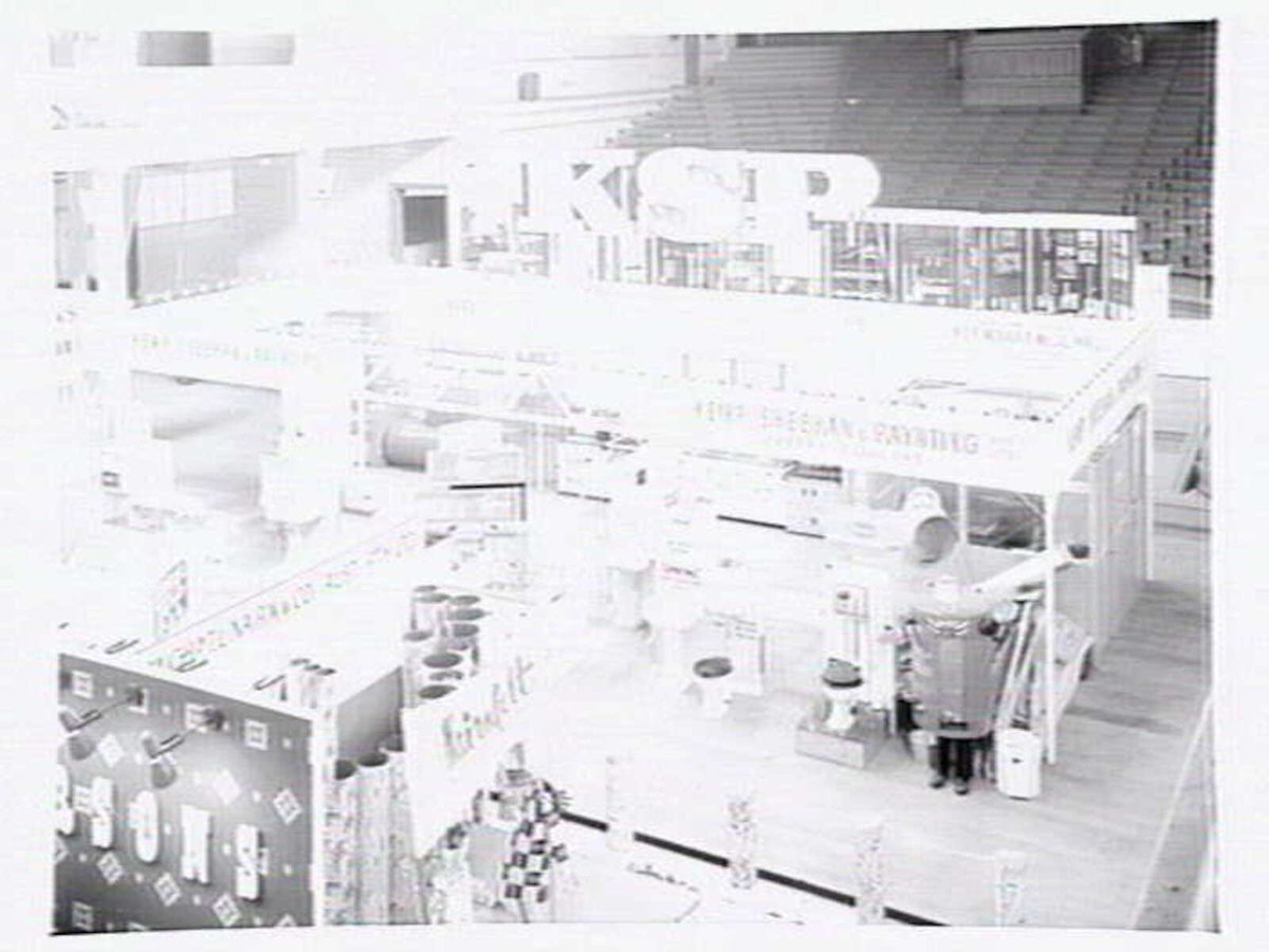 Kemp, Sheehan & Paynting Ltd., plumbing supplies display in unidentified location, possibly Exhibition Buildings, Melbourne, Carlton (c. 1954)