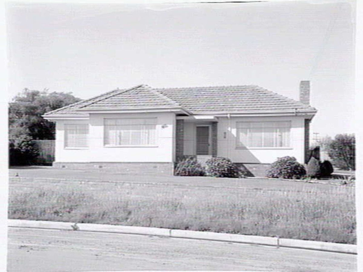 Private residence, 185 Caranish Rd., Clayton (1954)