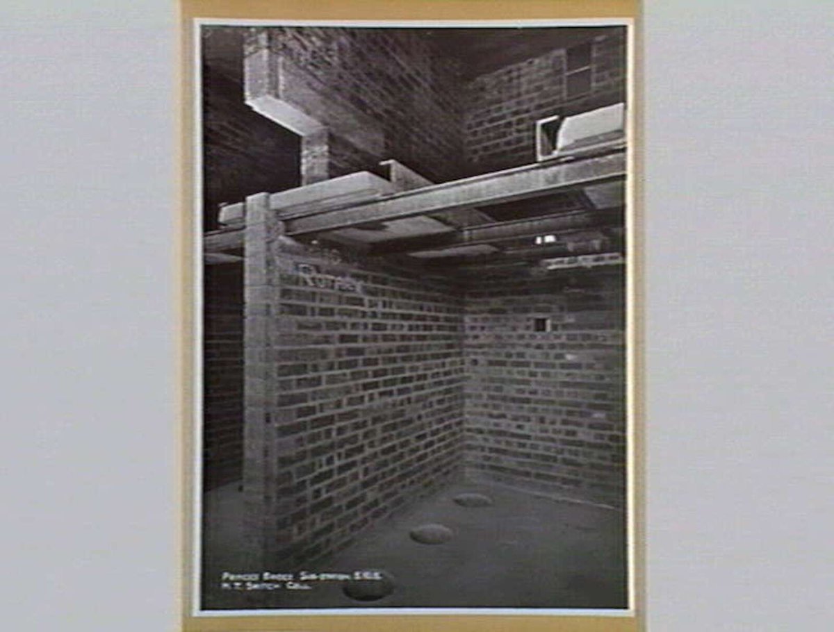 Princes Bridge Sub-Station. H.T.Switch Cell, Melbourne City (1915)