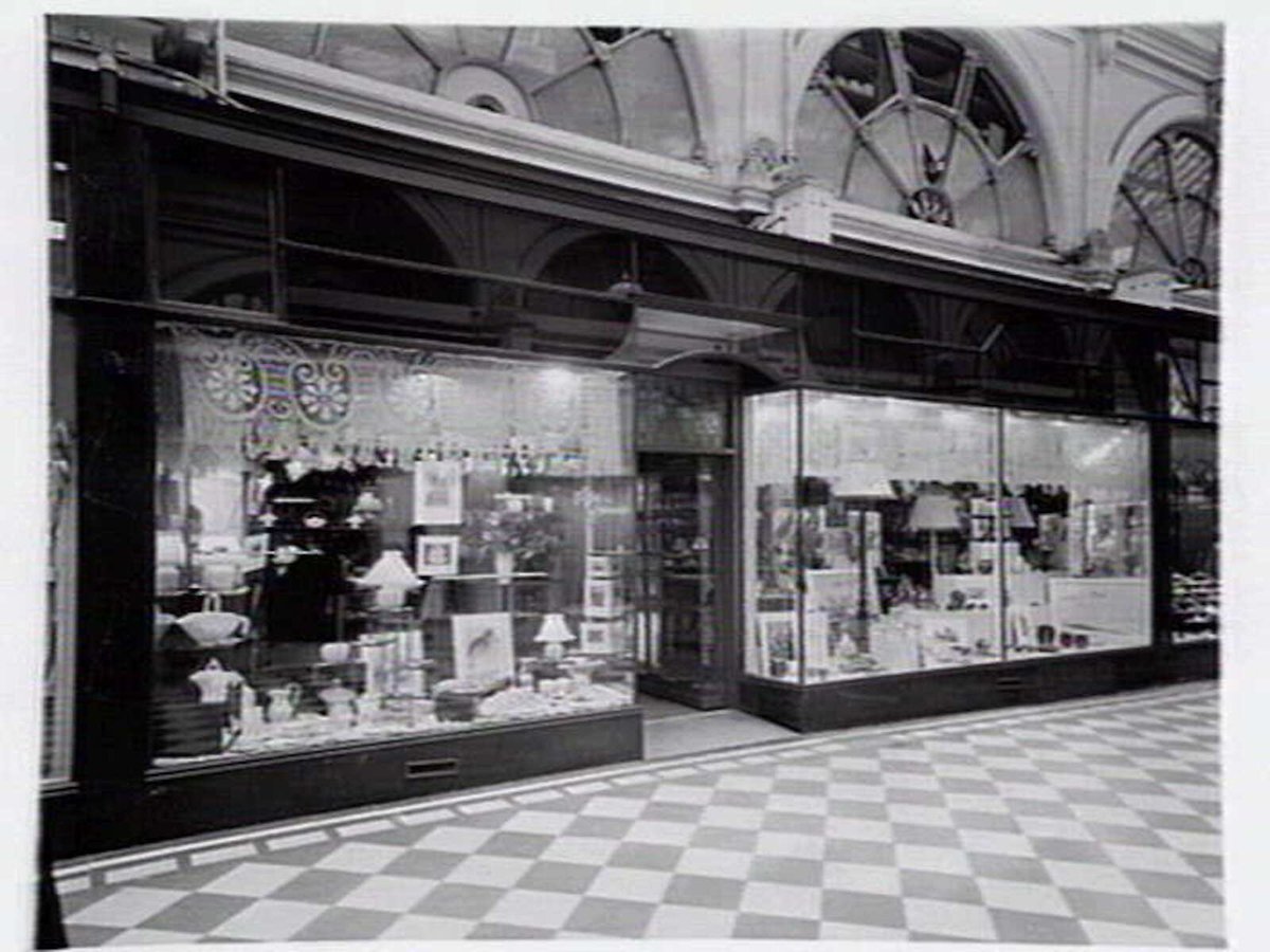 Light & Shade', light shop, 17-19 Royal ARcade, 335 Bourke Street, Melbourne, Melbourne City (1940–46)