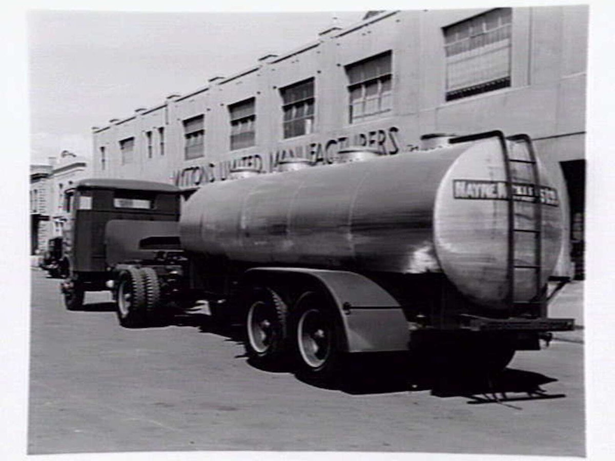 Mayne Nickless truck parked outside Myttons Ltd., manufacturers of 113 -127 York St., South Melbourne (1947)