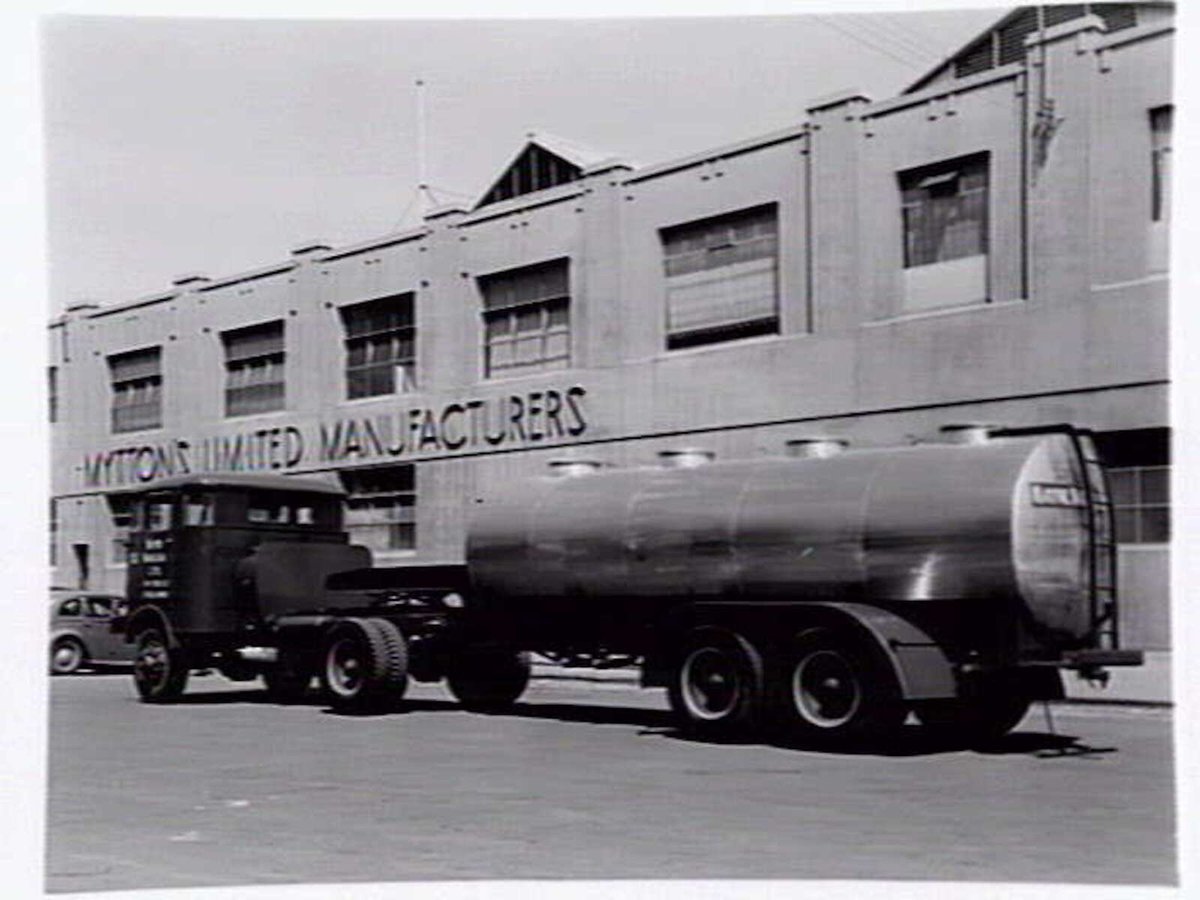 Mayne Nickless truck parked outside Myttons Ltd., manufacturers of 113 -127 York St., South Melbourne (1947)