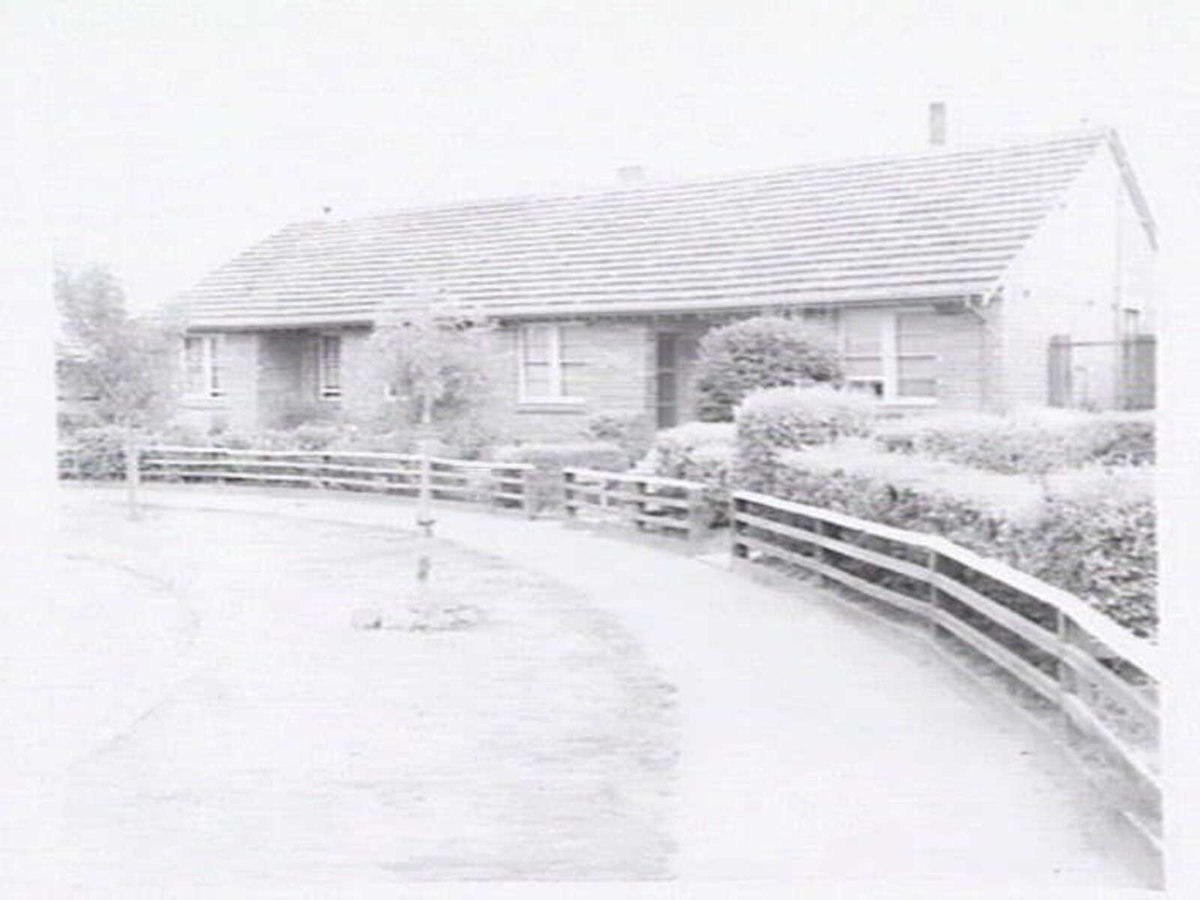Housing Commission of Victoria houses in the vicinity of Clarke St., on the Northcote (1949)