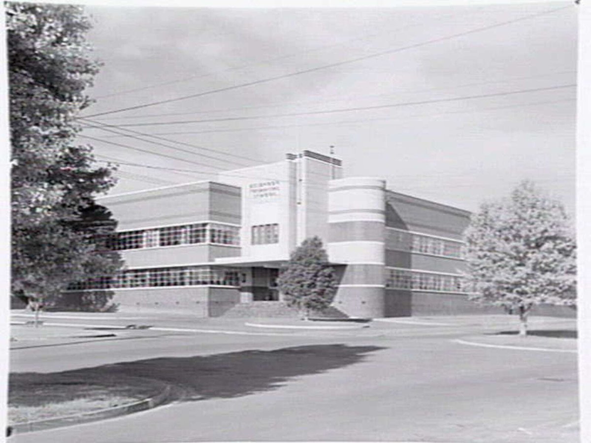 Essendon Technical School (1948)